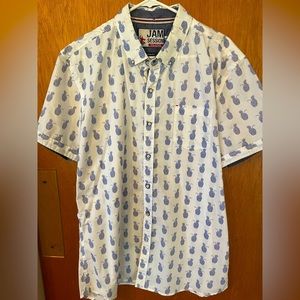 Men’s XXL slim fit Jam Session short sleeve button down tiki skull print!